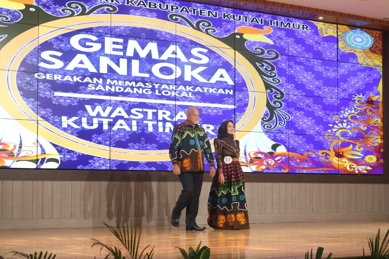 Muara Bengkal Kenalkan Batik Kembang Bengkal di Ajang Gemas Sanloka Kutim